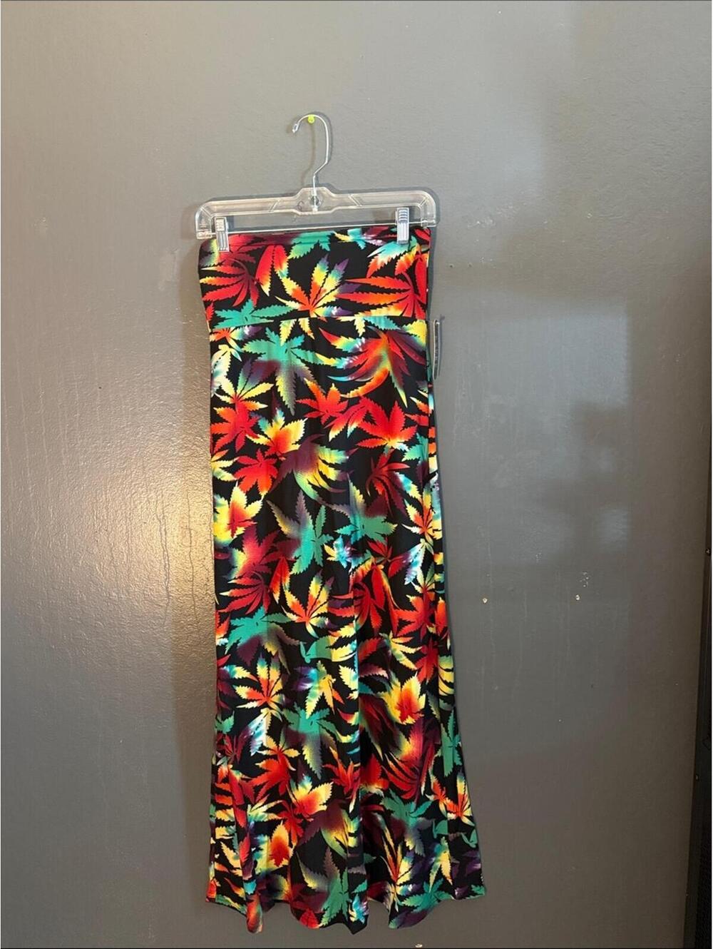 Eevee Women's Tropical Print Maxi Skirt